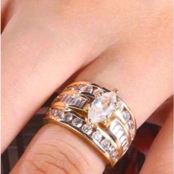 Yellow Gold plated over 925 Diamond Ring - Picture 3 of 3